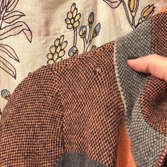 Colorblock Cardigan sweater - Picture 5 of 5